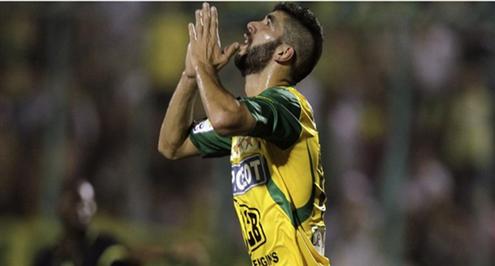 الجزائري عودية يقرر الاستمرار في ألمانيا